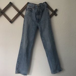 Levi’s Ribcage Straight Ankle